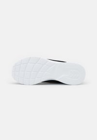 Skechers Sport DYNAMIGHT 2.0 - Sapatilhas - black/white