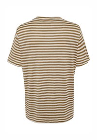 Un t-shirt à manches courtes avec un motif rayé beige et marron clair, fabriqué dans un tissu doux, avec une coupe décontractée et un col rond.