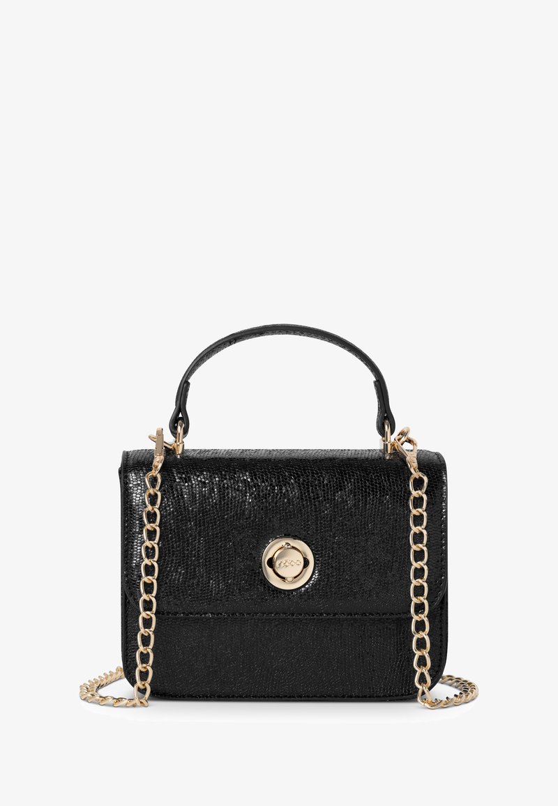 Borsa nera testurizzata con una chiusura circolare in tono oro, manico superiore e tracolla removibile. Design compatto con una finitura liscia.