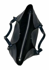Sac fourre-tout en cuir noir texturé avec doubles poignées, ouverture sur le dessus et compartiment central zippé affichant un doublure intérieure noire.