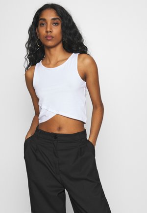 Top - white