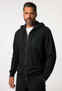 Sudadera con cremallera negra, con un bolsillo delantero, hecha de tela suave, que cuenta con capucha ajustable y puños acanalados para mayor comodidad.