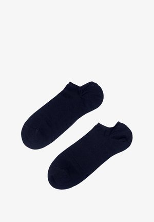 Marineblaue Baumwollknöchelsocken mit glatter Textur und abgerundetem Zehendesign. Niedrig geschnitten mit elastischen Öffnungen für einen sicheren Sitz.
