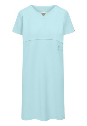 Lichtblauwe jurk met korte mouwen, tot aan de knie, met een V-hals en subtiele naaddetails over de borst.