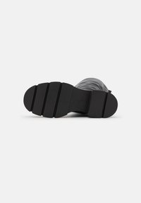 RAID Platform-saappaat - black