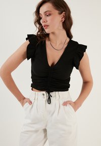 LELA - SLIM FIT - Blusa - black Imagen en miniatura 1