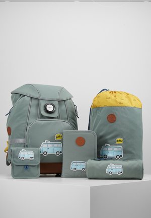 Set d'écolier - green