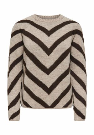 Pull beige tricoté avec de larges rayures chevron marron foncé sur le corps et les manches, col rond et manches longues.
