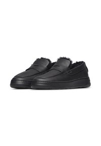 Scarpe nere slip-on con pelle testurizzata, fodera in morbida pelliccia e suola piatta in gomma. Presentano cuciture minime e un design sobrio.