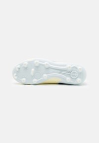 Nike Performance LEGEND 10 CLUB UNISEX - Scarpe da calcetto con tacchetti - lemonade/black/metallic gold coin