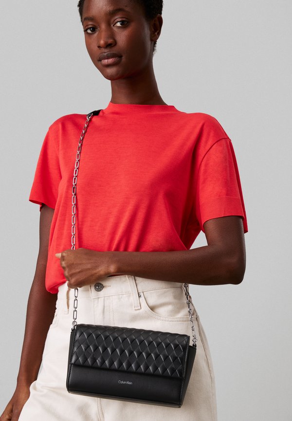 MINI QUILT CHAIN MINI  - Cross body bag4