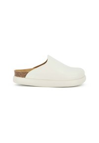 Sabots blancs à enfiler avec une tige en cuir lisse, accent en liège au talon et une semelle en caoutchouc épaisse. Design minimaliste avec un bout arrondi.
