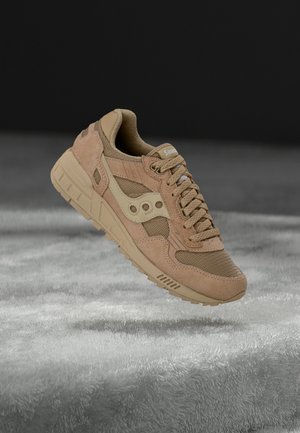 SHADOW 5000 UNISEX - Sneakers low - sand
