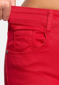 Elara HIGHWAIST - Vaqueros pitillo - rot