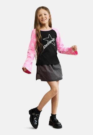 Desigual, STAR LOGO T-SHIRT - T-shirt à manches longues - black