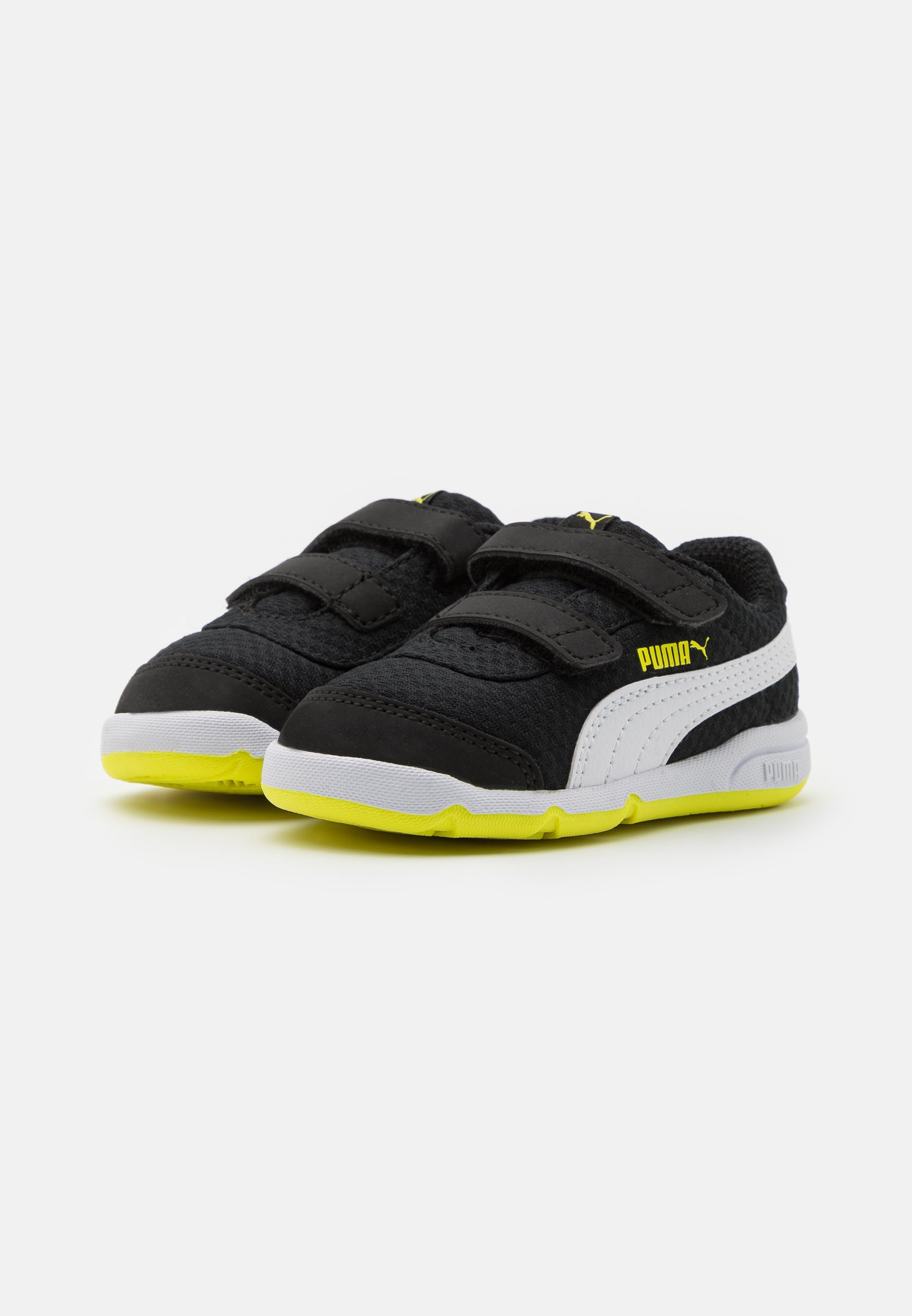 Puma STEPFLEEX 2 UNISEX - Training shoe - black/white/energy yellow/black -  Zalando.co.uk