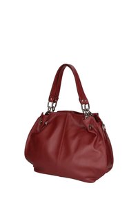 Rode leren handtas met een afgeronde vorm, dubbele handvatten, zilverkleurige metalen accenten en een zachte textuur. Geplooid ontwerp met gestikte naden.