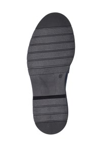 Zool van een zwarte schoen met horizontale groeven en een gestructureerde grip, gemarkeerd met de maat 37 nabij de hiel.