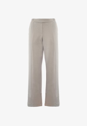 Pantaloni larghi grigio chiaro con vita elastica, realizzati in tessuto morbido, dotati di due tasche frontali e dettagli cuciti.