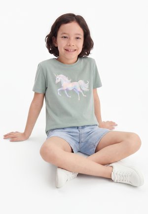 Name it, NMFVOTEA 2 PACK - T-shirt print - green milieu/lilas