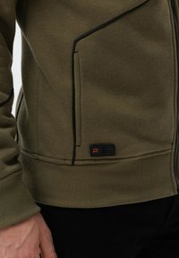 Ombre Felpa con zip - olive