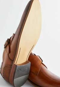 Next LEATHER SINGLE MONK SHOES - Zakelijke loafers - tan brown