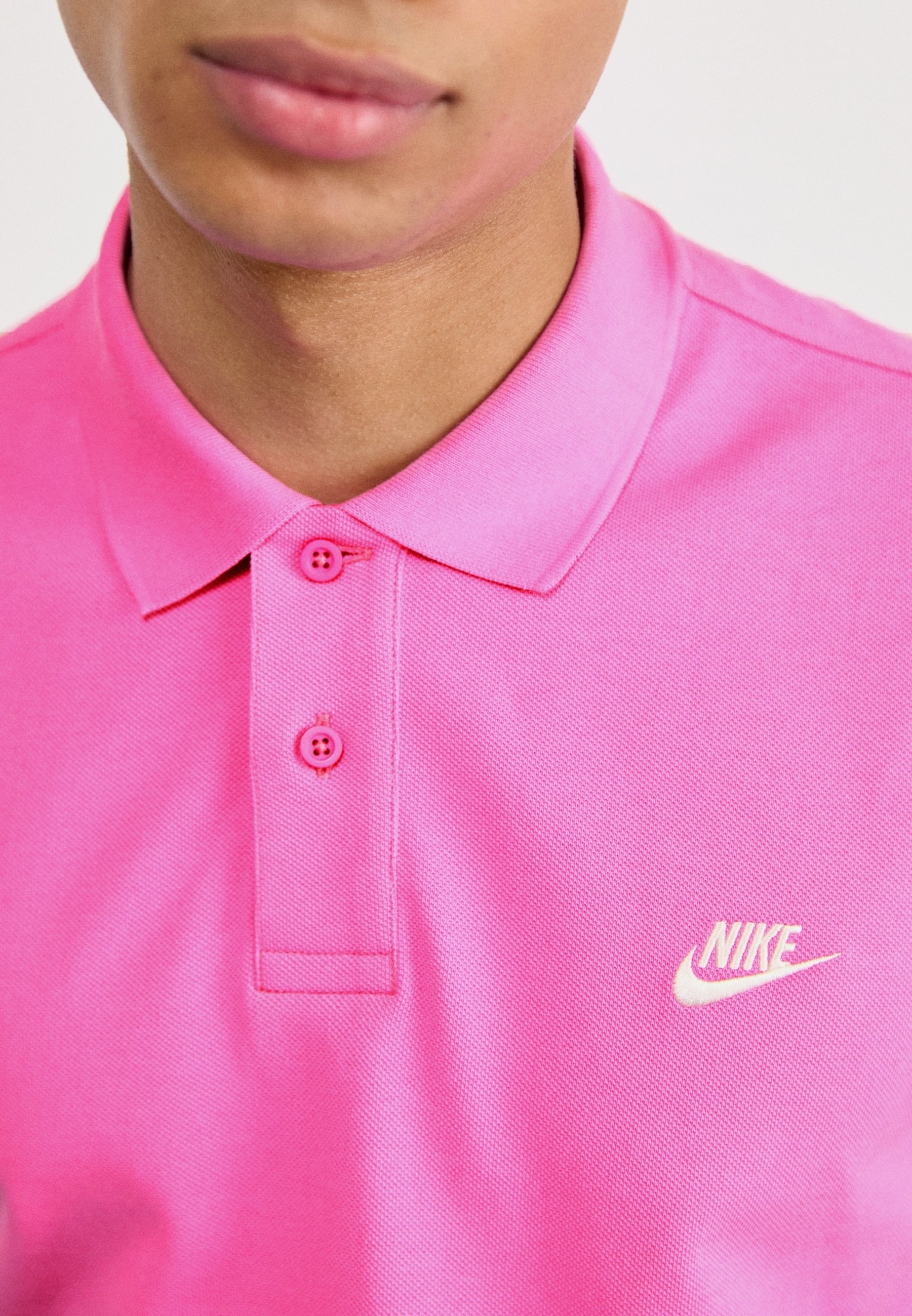 the nike polo rors