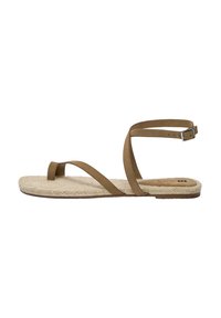 Bruine suede sandaal met kruislings banden en een enkelgesp. Heeft een geweven jute zool en een platte design voor comfort.