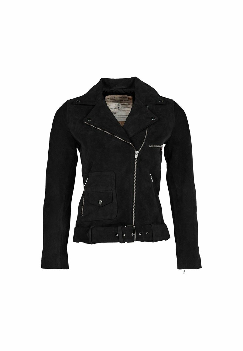 Crna biker jakna od antilopa s asimetričnim srebrnim patentnim zatvaračem, džepom na zakopčavanje i podesivim remenom s kopčom u struku.