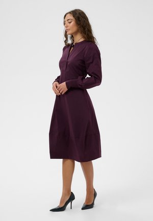 Culture, CUANTOINETT RIB - Robe de jour - winetasting