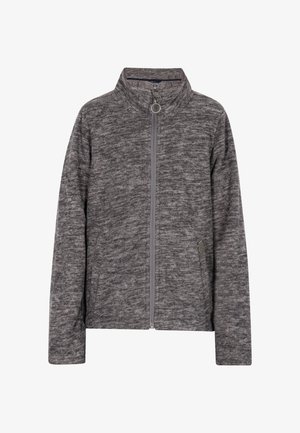 Szürke polárdzseki magas gallérral, teljes cipzárral, hosszú ujjakkal és finom textúrával. A bal oldalon kerek logóval díszített.