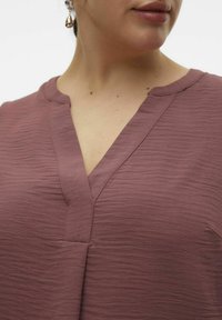 Vero Moda Curve VMELVA - Bluse - rose brown
