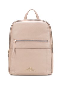 Krémový kožený batoh s texturovaným povrchem, vybavený horním zipem, přední kapsou a zlatými akcenty. Logo WITTCHEN je viditelné.