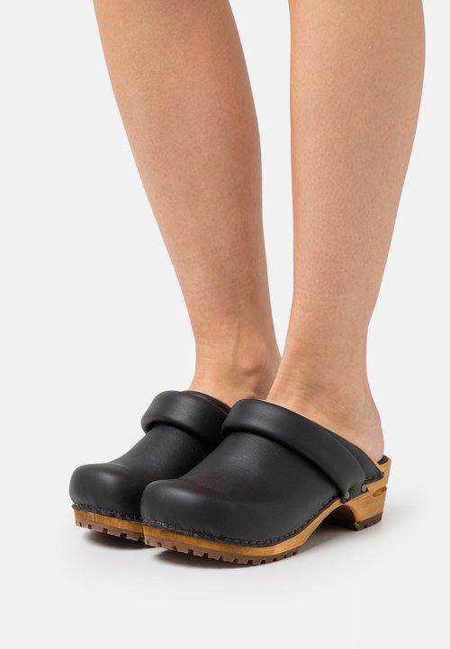 josef seibel ladies clogs