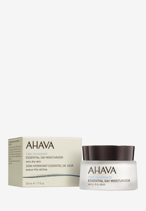 ESSENTIAL DAY MOISTURIZER VERY DRY - Face cream - -