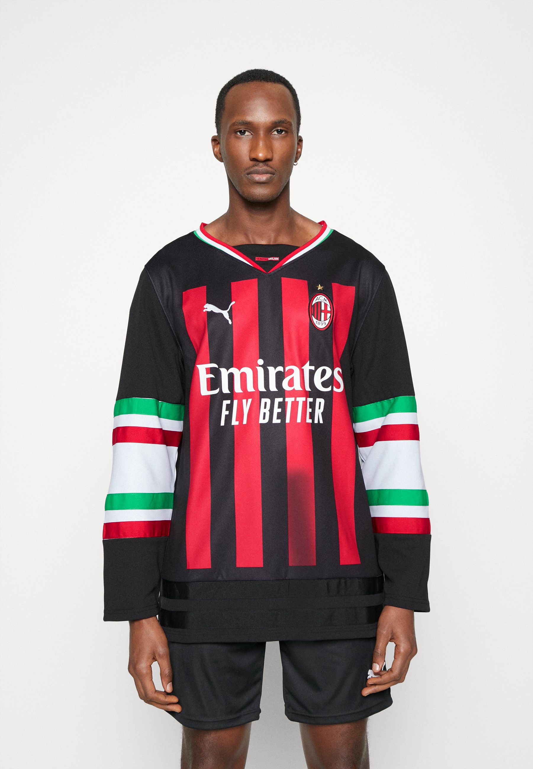Puma AC MILAN OVERSIZE WINTER - Club wear - black/tango red/black -  Zalando.co.uk