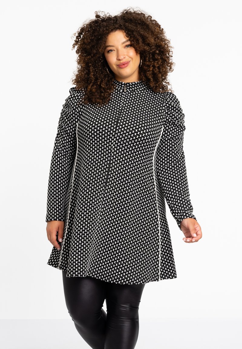 YOEK Strickkleid - black