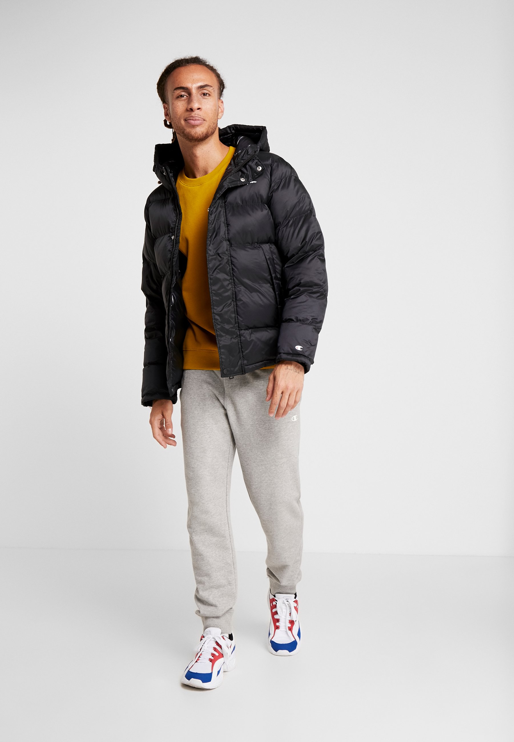 HOODED JACKET Winterjacke black HOODED JACKET Winterjacke black