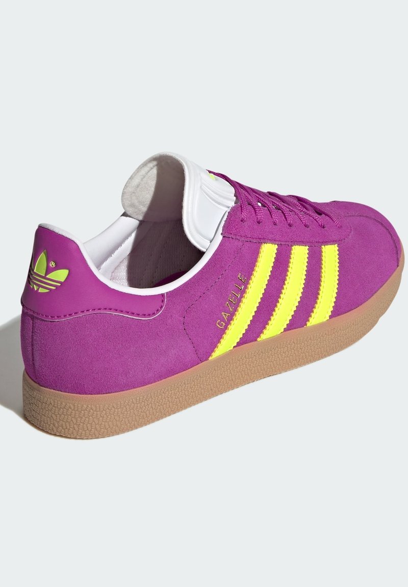 adidas gazelle silver green womens adidas Gazelle Bold Naranjas y Moradas Mujer JI2703