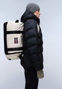 Napapijri Valigia - beige silvr n
