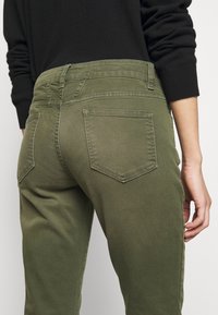 CLOSED Jeans slim fit - khaki