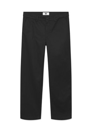 Chino neri realizzati in morbido tessuto di cotone. Presentano una chiusura a bottone, tasche frontali e una linea dritta con bordi puliti.
