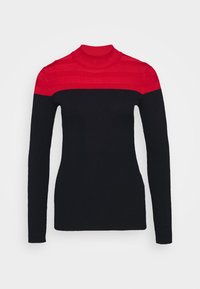 Pull noir côtelé avec un col montant, présentant une bande rouge unie en haut. Manches longues avec une coupe ajustée.