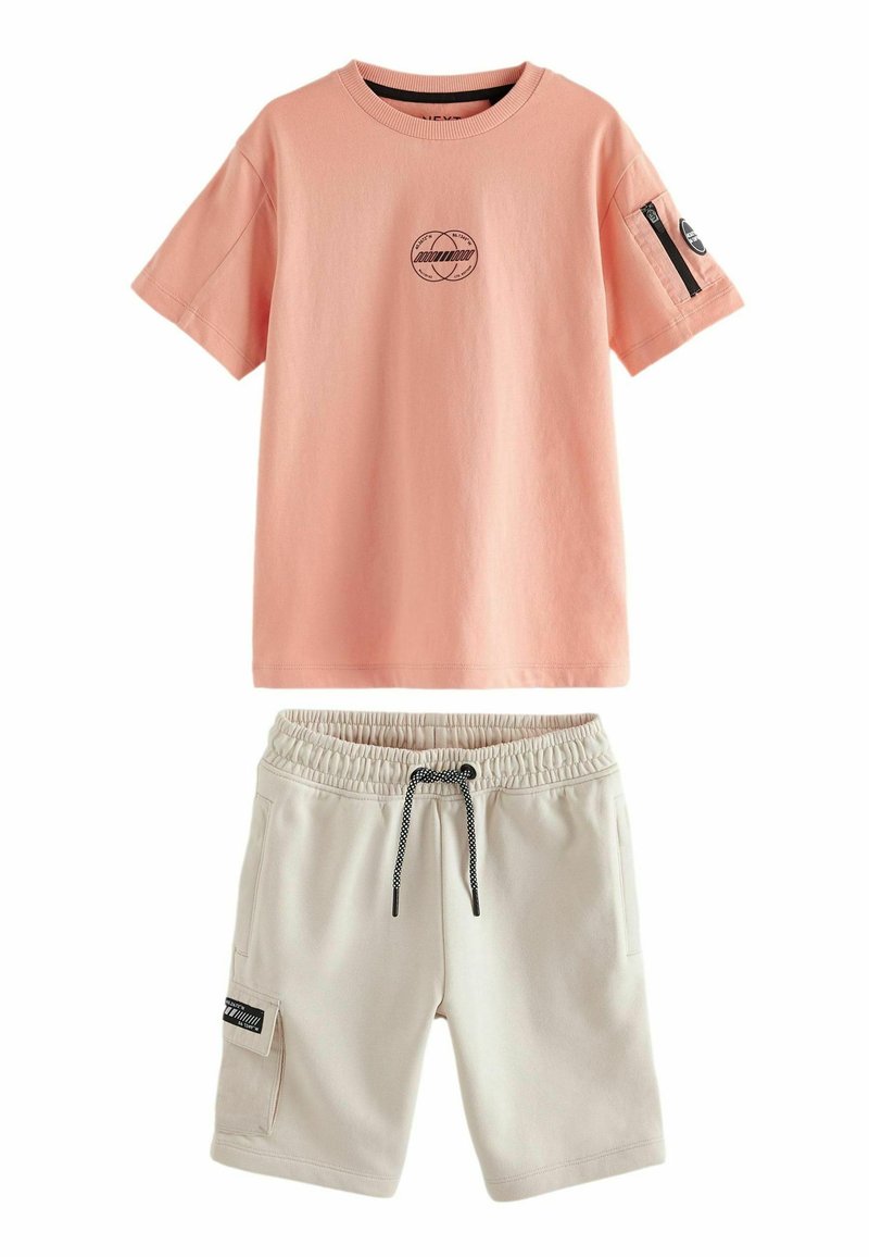 Next - SET - Shorts - coral stone, Vergrößern