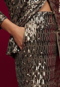 Next WIDE LEG SEQUIN TALL  - Stoffhose - gold