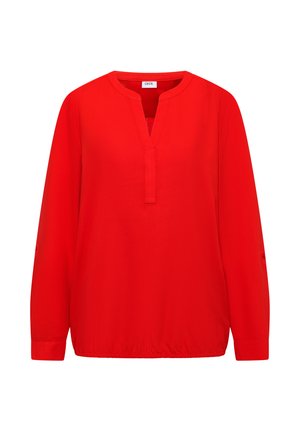 Blouse rouge en tissu léger. Dotée d'un décolleté en V, de manches longues et d'un ourlet élastique. Texture lisse sans motifs ni accents visibles.
