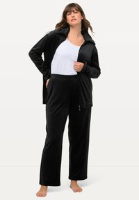 Ulla Popken NICKI TAILLE ÉLASTIQUE ULTRA-DOUILLET - Pyjamabroek - noir
