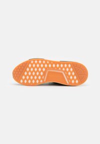 adidas Originals NMD R1 - Tossud - core black