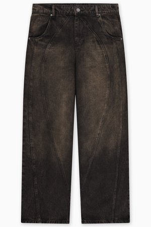 Mörkblå jeans med vida ben, en unik böjd design, sliten textur och kontrastsömmar, med vanliga fickor och metallbeslag.
