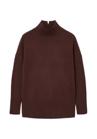 Brun strikket turtleneck sweater med ribbet tekstur, løs pasform og en kvart lynlås detalje bag på halsen.
